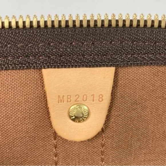 Louis Vuitton Keepall 45 - Picture 5 of 10